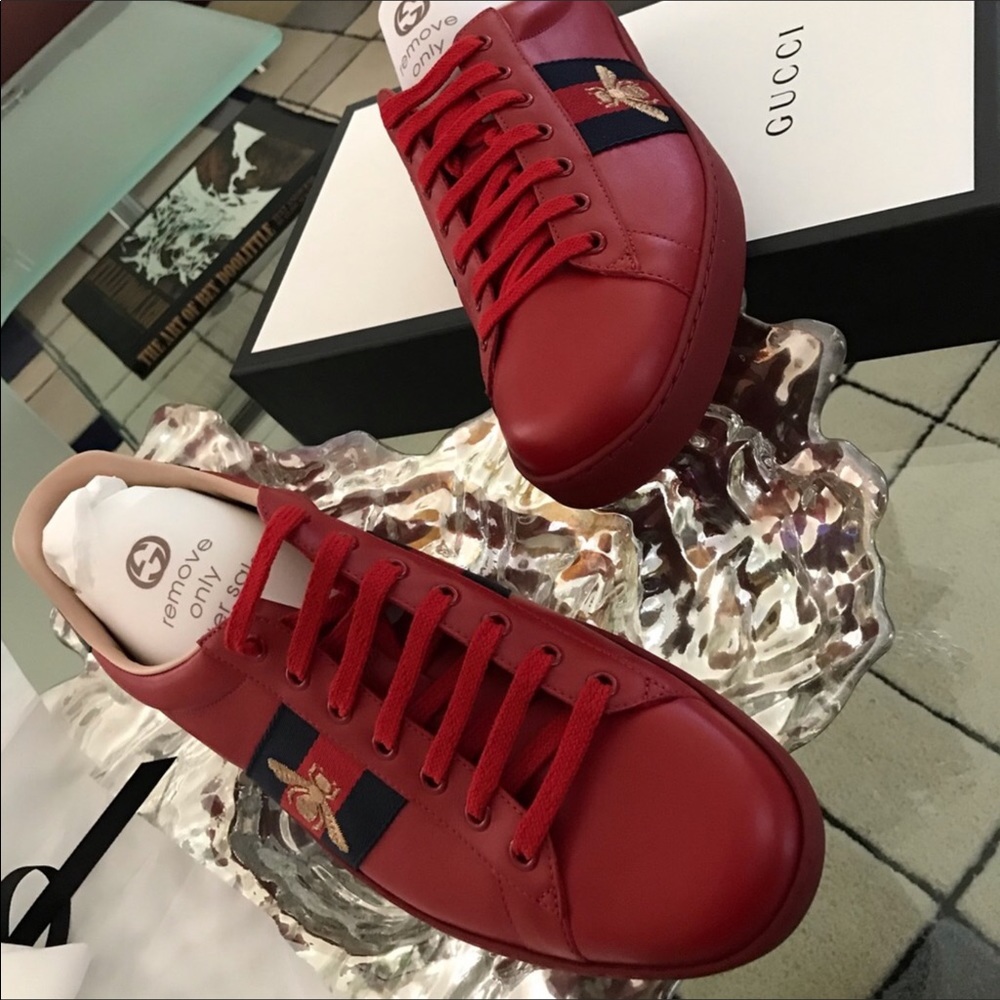 GUCCI - Picture 2 of 8